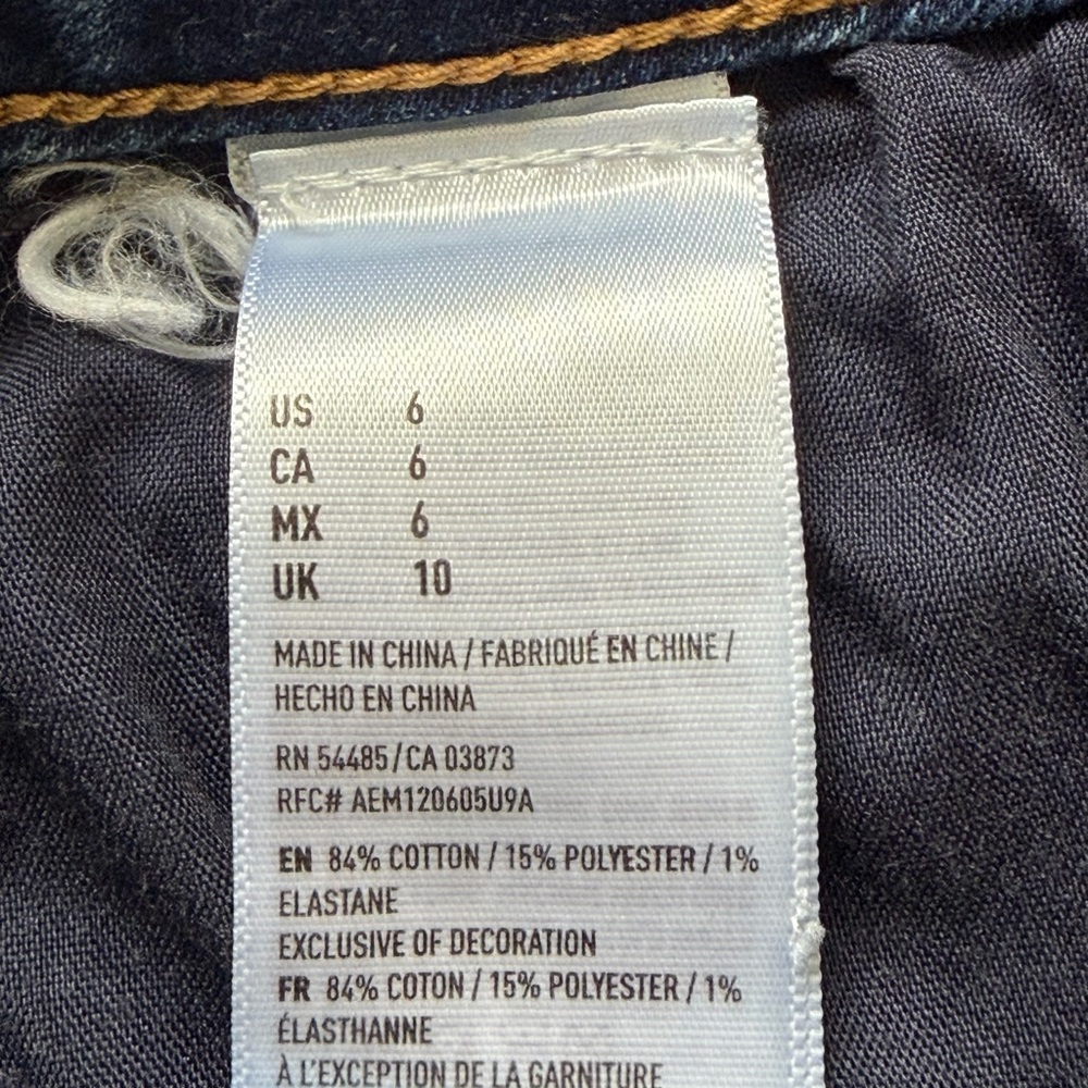 American Eagle Outfitters Distressed Blue Jean Shorts - Picture 4 of 4